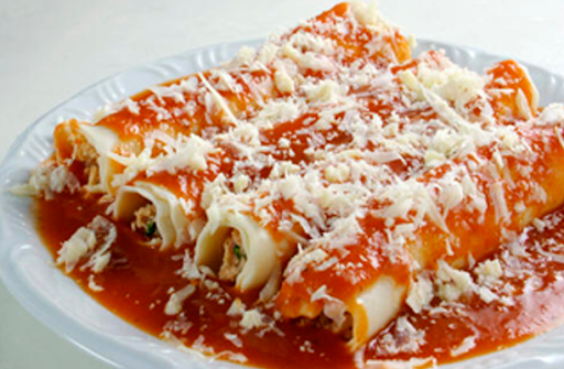 Canelone Recheado com Frango e Requeijão