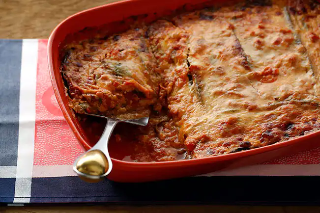 Lasanha de Berinjela com Molho de Tomate